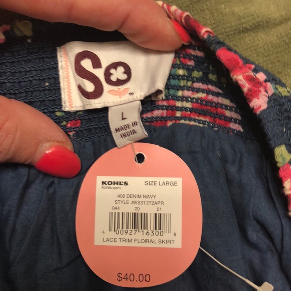 SO frilly skirt💕 - Picture 6 of 6